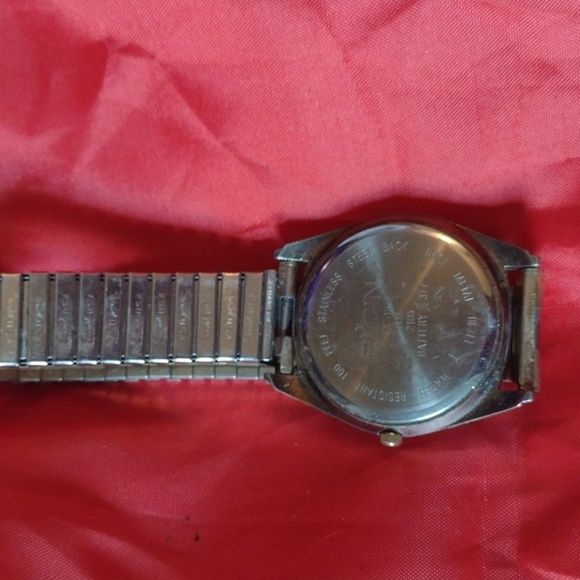 Elgin Watch - Picture 2 of 2